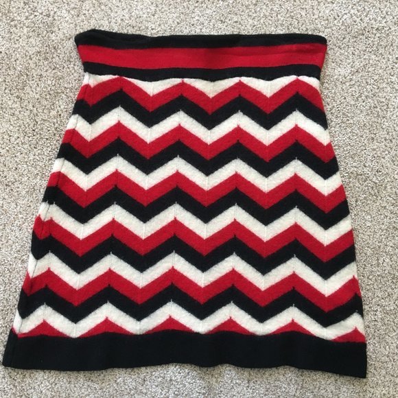 Milly Dresses & Skirts - Milly knitted red/black/white MINI mini skirt!